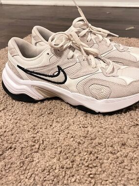 Nike White Mesh Sneakers